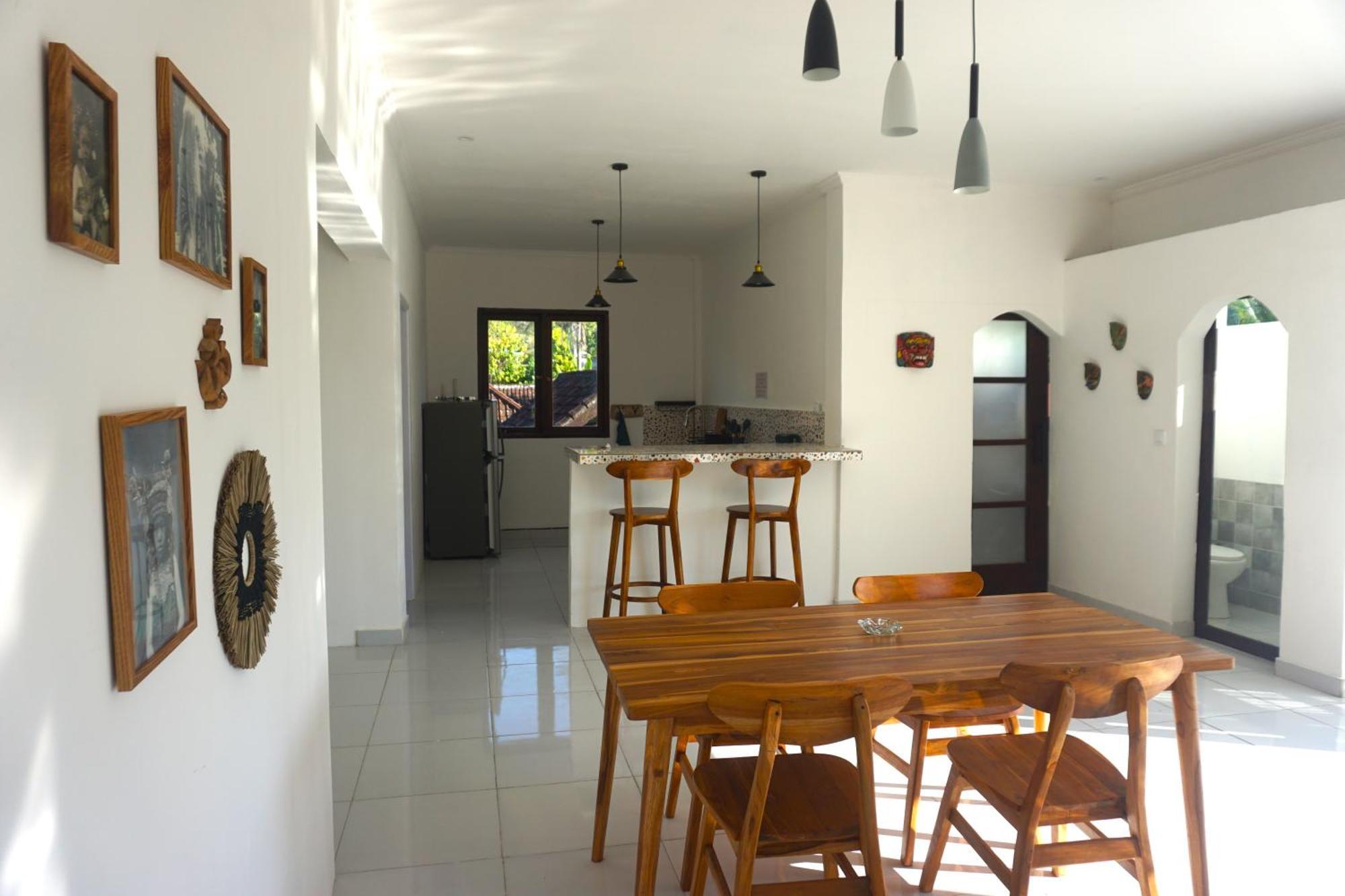 Black Sand Hostel Amed Экстерьер фото